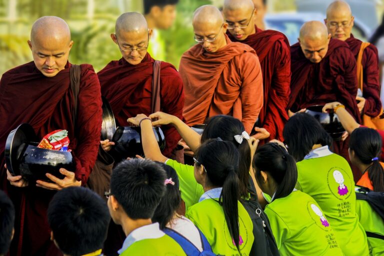 Kisah 32 Murid Utama Buddha Gotama: 11. YA Mogharāja Thera